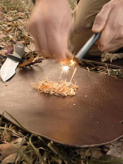 Feuerstahl 100mm – Outdoor Feuerstarter mit Schaber & Lederband | plastikfrei