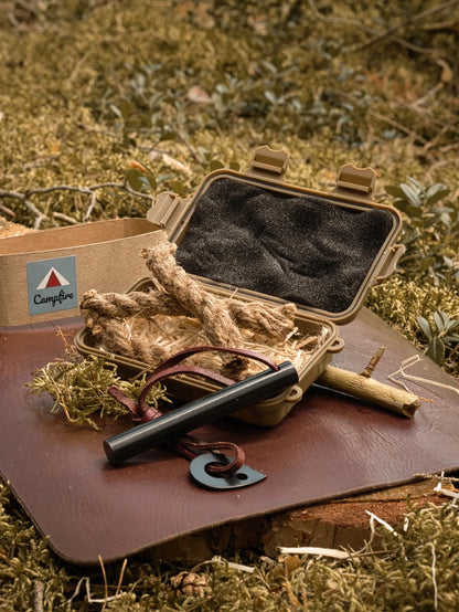 Campfire Rope Kit - Camping Feuer Starter Kit – Feuerstahl mit Hanfseil & wasserdichtem Case