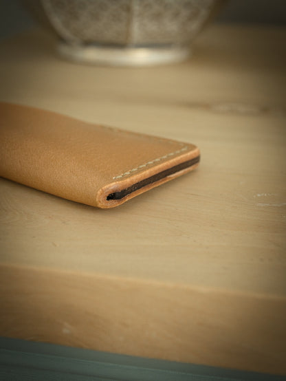 Minimalistisches Wallet aus Büffelleder | handgenähtes Portemonnaie | Kartenhalter