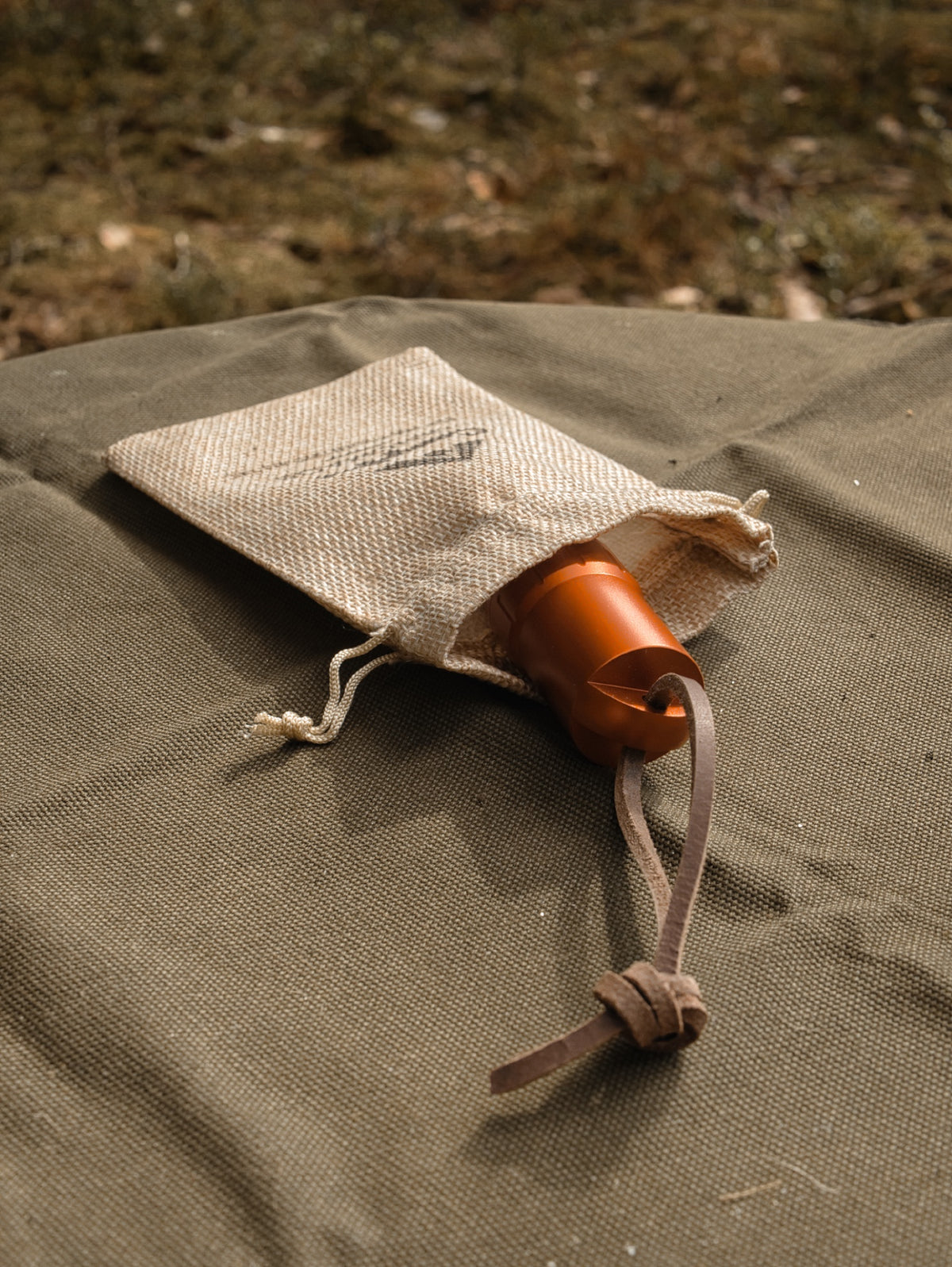Notfall Feuerkapsel - Feuerkit mit Feuerstahl & Zunder | EDC Bushcraft Survival